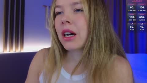 Snapshot of milly_shy chatting on 02.19.26 Milly online show from 02.19.26