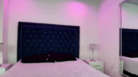 Milu ballmer  online show from 09.19.25