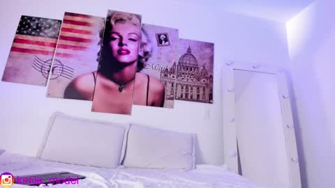 Snapshot of milu_cooper chatting on 12.19.24 milu modelo independiente .onlyfans kmila model online show from 12.19.24