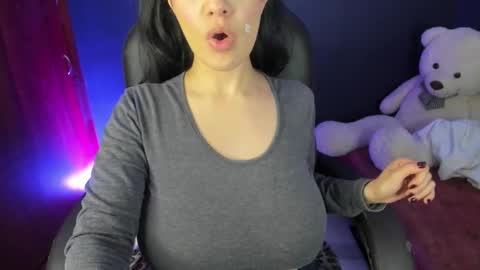 Milu Fontier online show from 12.16.25