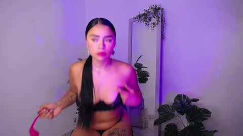 Mily Ortiz online show from 02.23.26