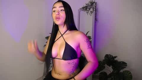 Mily Ortiz online show from 02.25.26