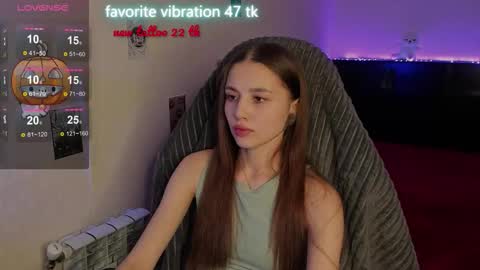 Emily online show from 11.03.25