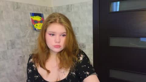 hi Im Mina  online show from 05.01.26
