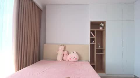 Mina online show from 05.03.26