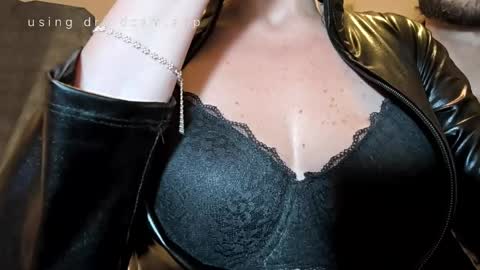 MinaMask online show from 03.08.26