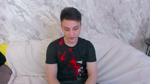 Snapshot of minato_kono chatting on 01.22.25 minato_kono online show from 01.22.25