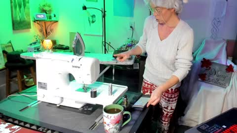 Mindy Mars online show from 12.23.24