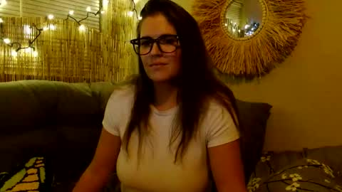 Mindy online show from 10.30.25