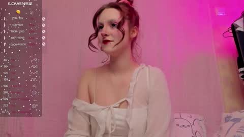 Snapshot of mine_doll chatting on 01.11.26 Anny online show from 01.11.26