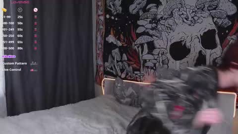 Snapshot of mine_doll chatting on 03.22.26 Anny online show from 03.22.26