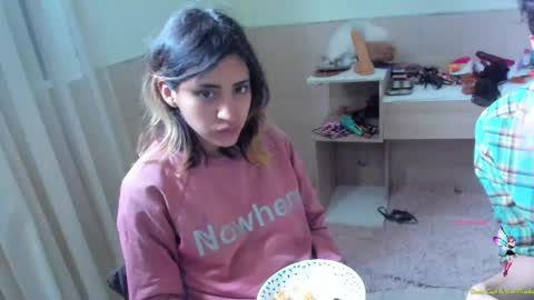 Snapshot of minefoxy2 chatting on 09.17.25 Amber online show from 09.17.25