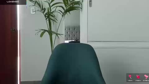   Mini Mila Kunis ft Ashton Katchero. Follow me to stay in touch  online show from 09.19.25