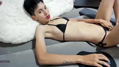 Loly online show from 10.18.25