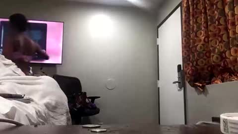 minniehunney online show from 11.21.25