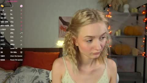 Mary  is here 3 My favorite patterns 77143222321Try my private online show from 11.02.25