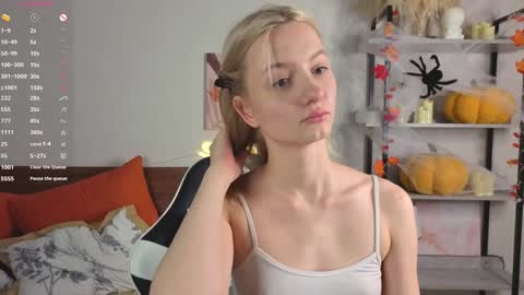 Mary  is here 3 My favorite patterns 77143222321Try my private online show from 11.15.25