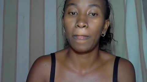 minouch211907 online show from 02.19.25