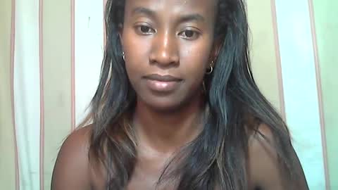 minouch211907 online show from 03.11.25