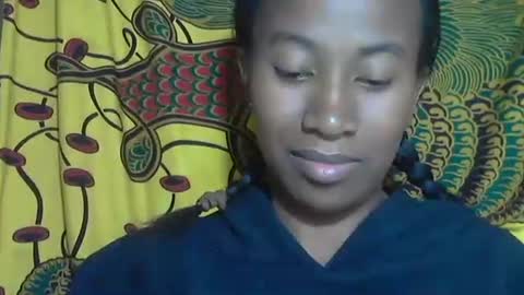 minouch211907 online show from 10.18.25