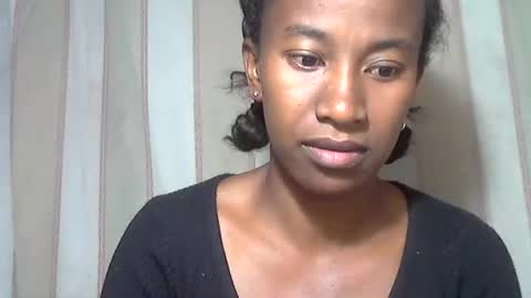 minouch211907 online show from 11.21.25