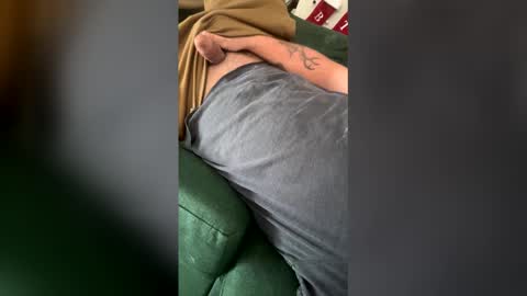 Snapshot of minty658512 chatting on 12.18.25 minty658512 online show from 12.18.25