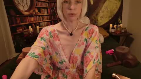 Snapshot of minxtessarae chatting on 06.23.26 Tessa Rae online show from 06.23.26