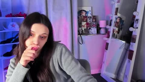 Snapshot of mipsymipson chatting on 02.08.26 NEXT STREAM NOVEMBER 27282930 online show from 02.08.26