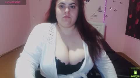 mira_cle_ online show from 05.11.26