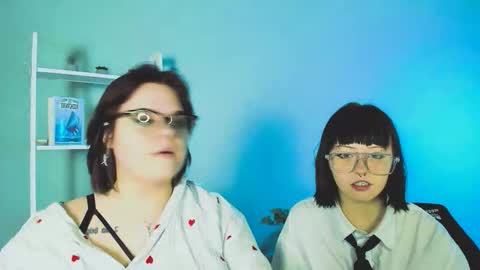 Snapshot of mira_cool_ chatting on 12.02.25 Darling Mira online show from 12.02.25