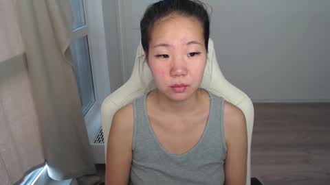 mira_g online show from 03.04.25