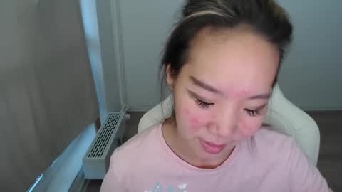 mira_g online show from 11.06.25