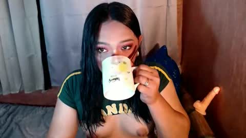 Snapshot of mira_luna222 chatting on 11.11.25 Mira Bella online show from 11.11.25