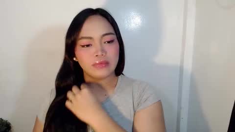 Mira Bella online show from 04.29.26