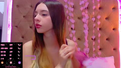 mira_lynxx online show from 03.12.26