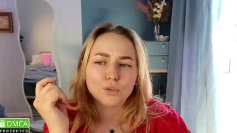 Snapshot of mira_mermayd chatting on 06.05.26 Mira online show from 06.05.26