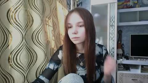 Snapshot of mira_princess chatting on 04.24.26 MIRAcle online show from 04.24.26