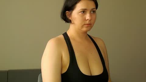 Meera online show from 06.04.26