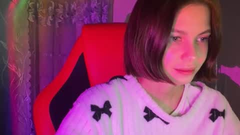 MiraLaPics online show from 04.03.26