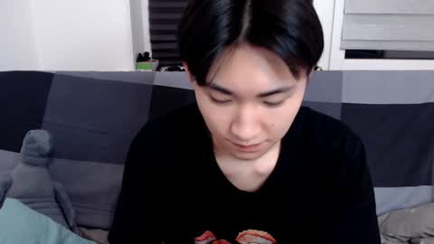 Snapshot of miram_yoo chatting on 01.13.25              online show from 01.13.25