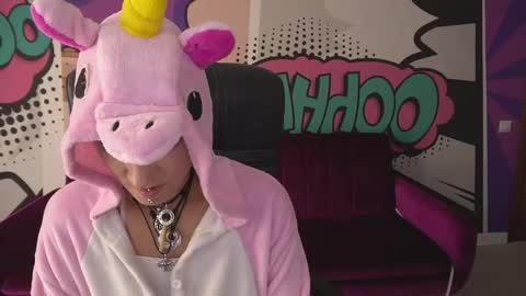 Snapshot of miramoon666 chatting on 09.18.25 Mira online show from 09.18.25