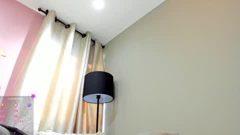 Snapshot of miranda_doll_ chatting on 01.21.25 online show from 01.21.25