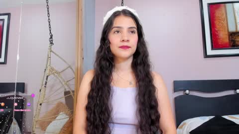 Snapshot of miranda_doll_ chatting on 01.24.25 online show from 01.24.25