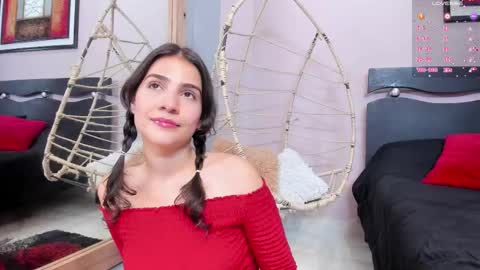 Snapshot of miranda_doll_ chatting on 03.06.25 online show from 03.06.25