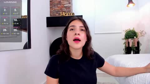 Snapshot of miranda_doll_ chatting on 03.07.25 online show from 03.07.25