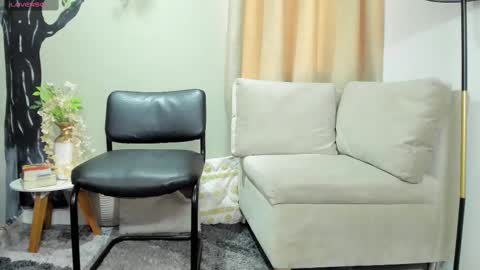 Snapshot of miranda_doll_ chatting on 11.12.25 online show from 11.12.25