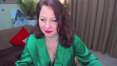 Snapshot of mirandadyson chatting on 03.12.25 MirandaDyson online show from 03.12.25