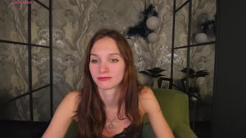 Snapshot of mirandaglow chatting on 01.14.25 Miranda online show from 01.14.25