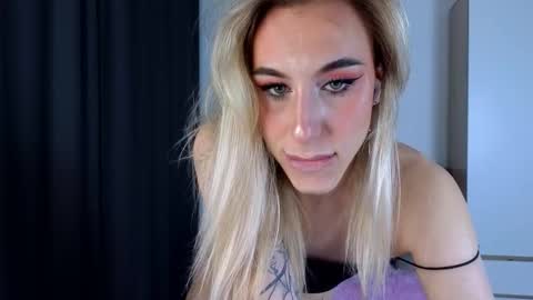 Snapshot of miraraid chatting on 01.14.26 miraraid online show from 01.14.26