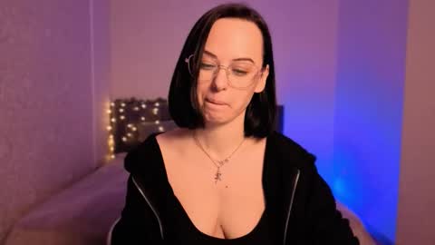 MiraSkyy online show from 01.13.26